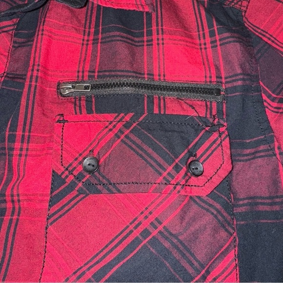 📌Surplus Thread Collective Red Black Plaid Button Shirt Men’s XL Flannel Style - Picture 3 of 8